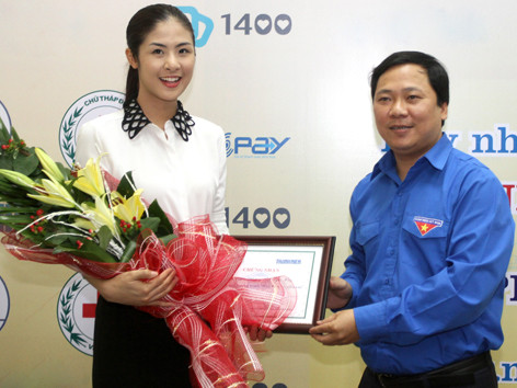 Ngọc Hân, Tùng Dương là đại sứ chương trình Nhà bán trú cho em