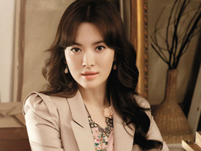 Giản dị nhưng lôi cuốn như kiều nữ Song Hye Kyo