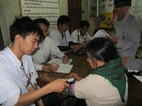 Thuốc bổ mắt hết đát bán ra thị trường