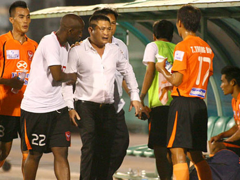 Bầu Thụy là ai?