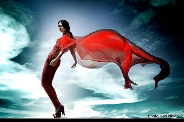 Mai Giang khoe chân dài miên man