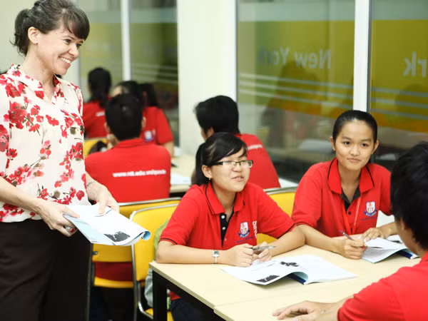 Sinh viên trong một tiết học của chương trình liên kết với nước ngoài tại ĐH Nguyễn Tất Thành