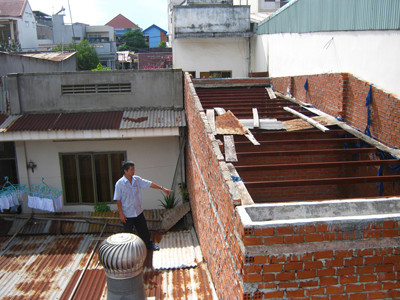 Tòa tước quyền định đoạt của dân?