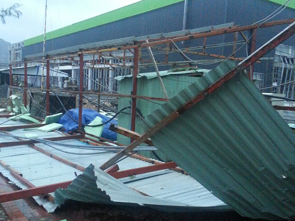 Ảnh hiện trường khi bão quét qua Quảng Ninh