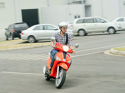 Piaggio Liberty 3V: Cần hơn thế