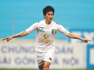 Sự trở lại của Công Vinh giúp ích rất nhiều cho Hà Nội T&T Ảnh VSI