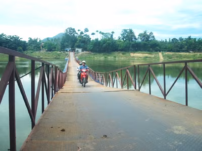 Cầu tiền tỷ mới xây có nguy cơ dỡ bỏ