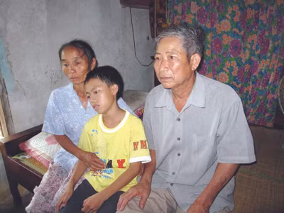 Nỗi đau thấm đất quê nhà