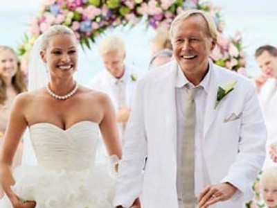 Khi đại gia dốc tiền 'nịnh'... người đẹp