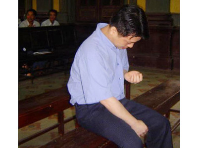 Chạy án giả, nhận... 10 năm tù thật