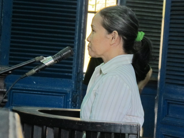 Ô sin đánh thuốc mê vợ chồng chủ tiệm vàng