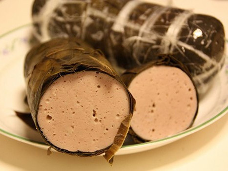 Giò chả dai giòn nhờ phụ gia