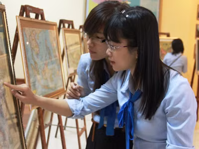 Triển lãm tư liệu chủ quyền Hoàng Sa của Việt Nam
