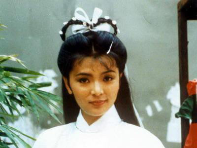 'Tiểu Long Nữ' lộ ảnh nóng phim cấp ba