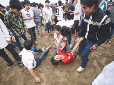 Hãi hùng Lễ hội Cướp Phết