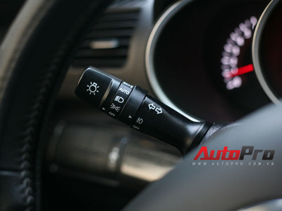 Nháy pha nhường đường - Hiểu thế nào cho đúng