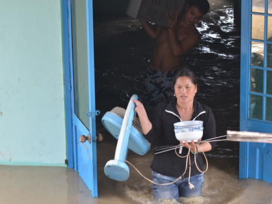 Bình Định vẫn chìm trong biển nước