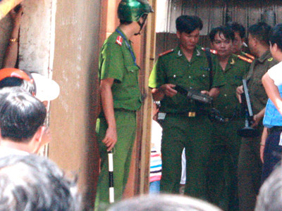 'Kẻ giết chủ tiệm vàng là người quen'