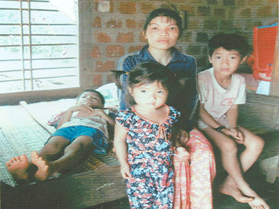 Một gia đình nghèo cần giúp đỡ