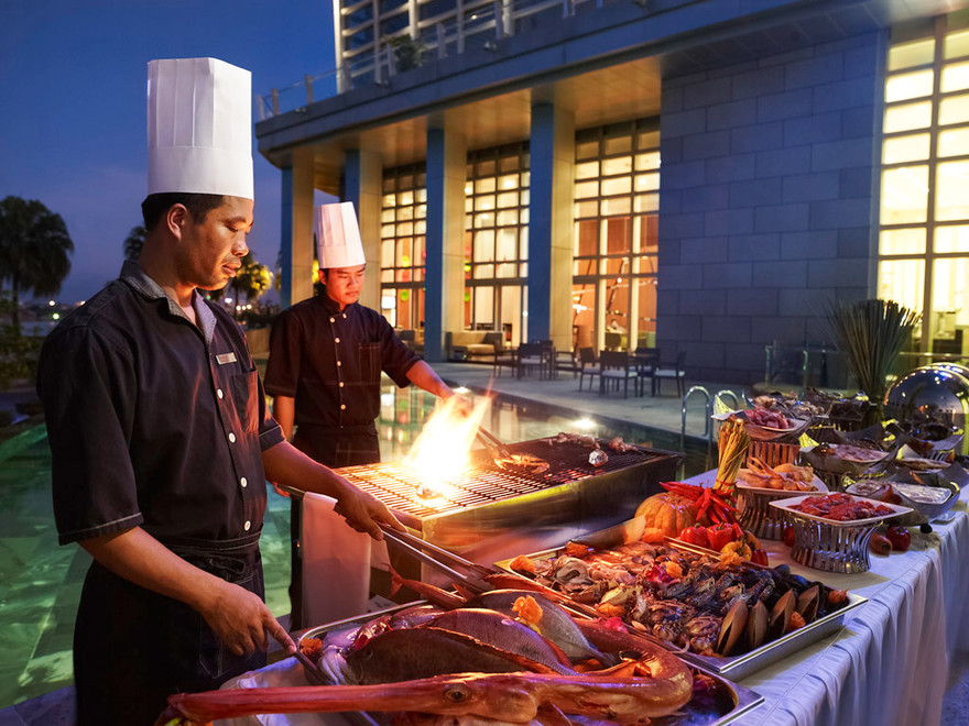 Mecure Đà Nẵng khuyến mại tháng 5