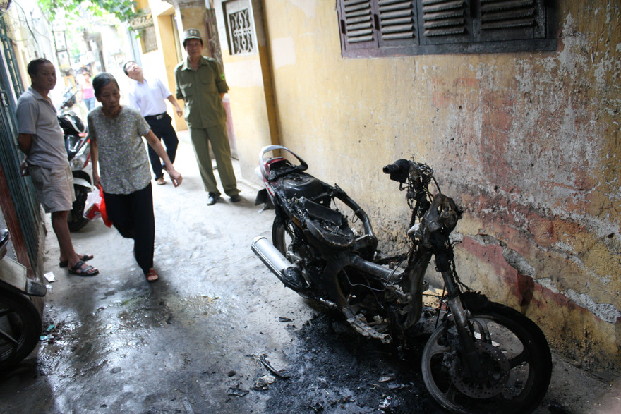 Chiếc xe Novo sau khi cháy tại hiện trường