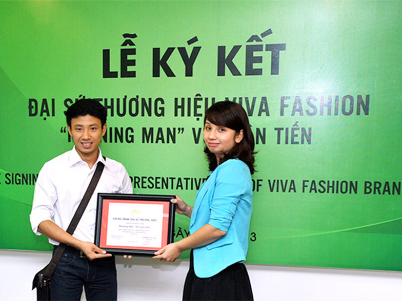 ‘Running man’ làm đại sứ thời trang Viva Fashion