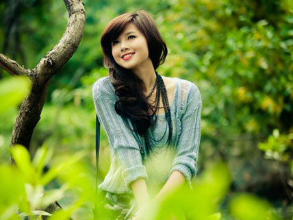 Hot girl Việt 'đổi đời' thoắt chốc nhờ lấn sân showbiz