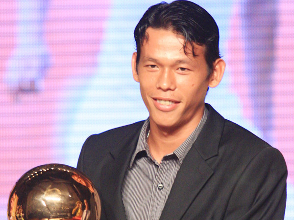 Thủ môn Tấn Trường bị điều tra tiêu cực