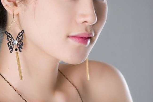 Những kiều nữ vá trinh chục lần để tiếp tục ...bán trinh