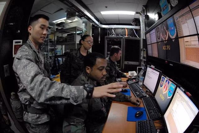 Hàn – Mỹ tập trận, gián đoạn Đường dây nóng liên Triều