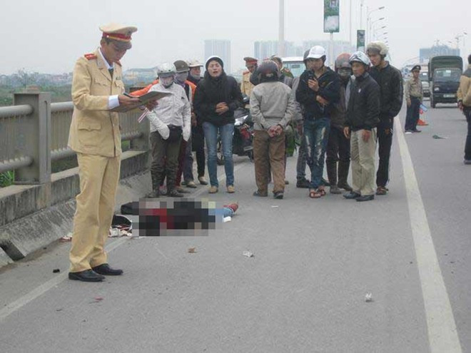 Nữ sinh thiệt mạng sau cú va chạm xe máy