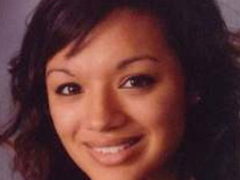 Thiếu nữ Việt bất ngờ được dự thi hoa hậu ở Mỹ