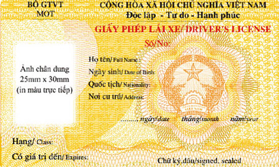 Tăng hạn sử dụng giấy phép lái xe ôtô thêm 5 năm
