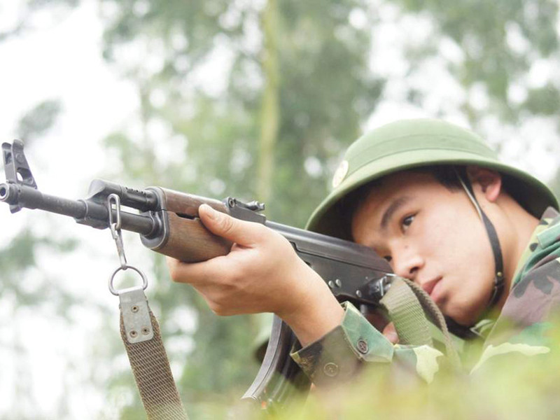 Tân binh, cận cảnh ngày huấn luyện