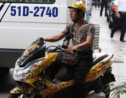 Danh hài Tấn Beo mất trộm xe 'độc'