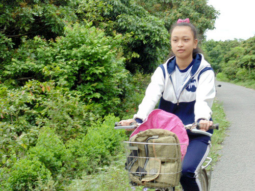 'Dị nhân' 15 năm không ăn cơm, học giỏi, hát hay