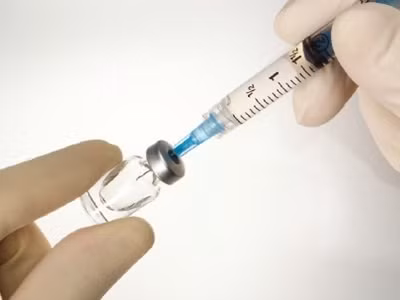 Sau tiêm vaccine 5 trong 1, bé trai 3 tháng tuổi tử vong