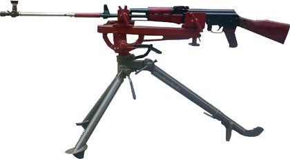 Việt Nam hiệu chỉnh đường ngắm súng tiểu liên AK