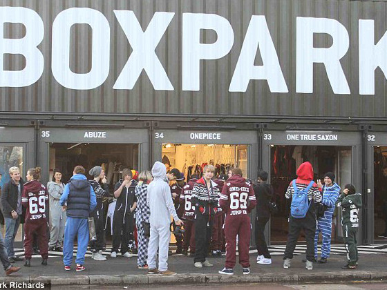 Container ‘tái chế’ trở thành trung tâm mua sắm