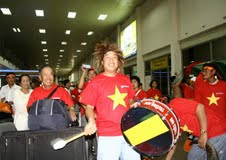 Cổ động viên Việt Nam sẽ có thêm nhiều con đường sang Malaysia