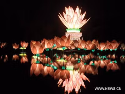 Rực rỡ ánh sáng tại Cung điện Mùa Hè