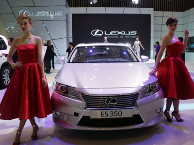 Xe hơi nhập khẩu đang tăng nhanh