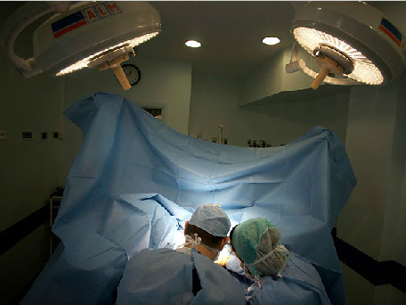 Thiếu nữ đi vá màng trinh cho lần yêu sau