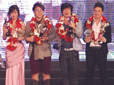 Ca sĩ ít tên tuổi lên ngôi