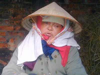 Hàng trăm nông dân bỗng thành con nợ