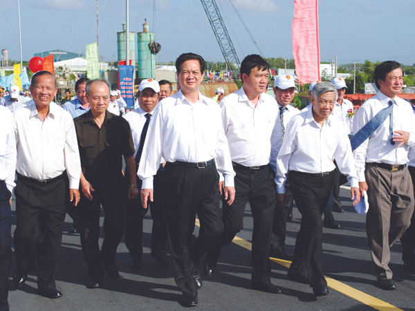 Thủ tướng Nguyễn Tấn Dũng khánh thành nhiều công trình ở Cà Mau