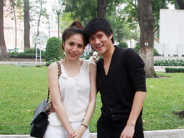 Công Vinh bị loại khỏi danh sách đề cử Quả bóng vàng 2011