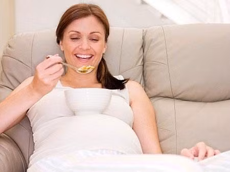 Vì sao cơ thể cần axit folic?