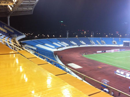 Tuyển Việt Nam: Sóng bắt đầu từ gió...