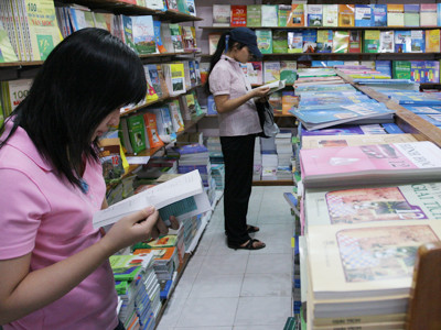 Trường phổ thông không được quảng bá, phát hành sách tham khảo